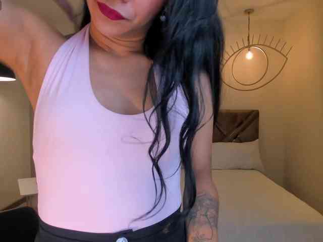 AmaliaCruss webcam
