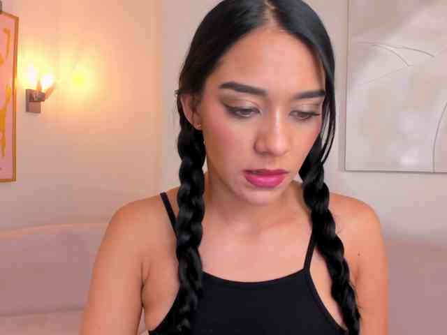 AmaliaCruss webcam