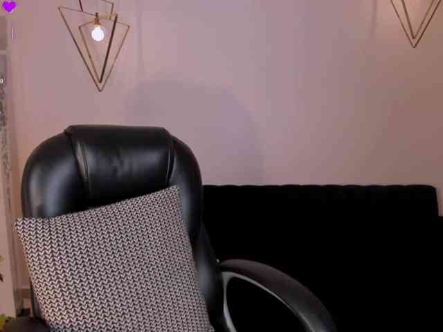 AmaliaCruss webcam