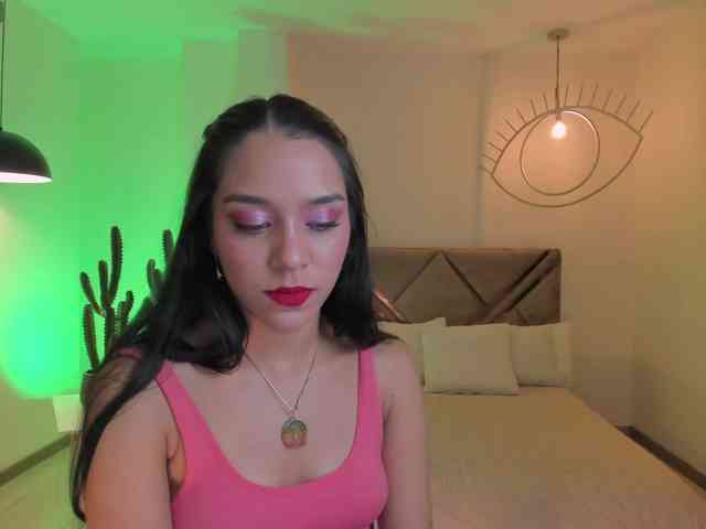 AmaliaCruss webcam