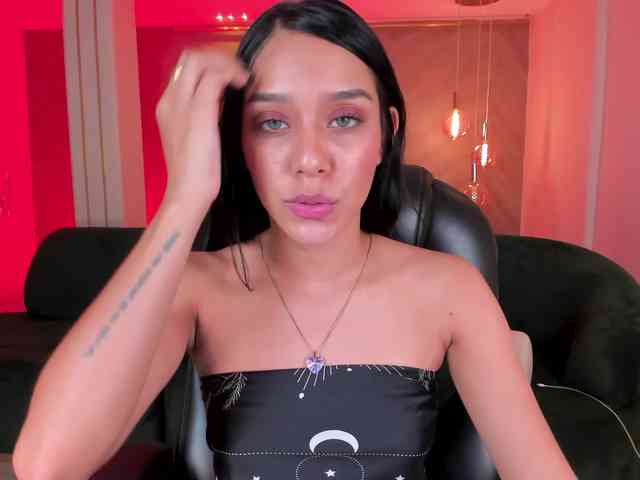 AmaliaCruss webcam