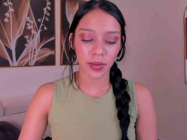 AmaliaCruss webcam