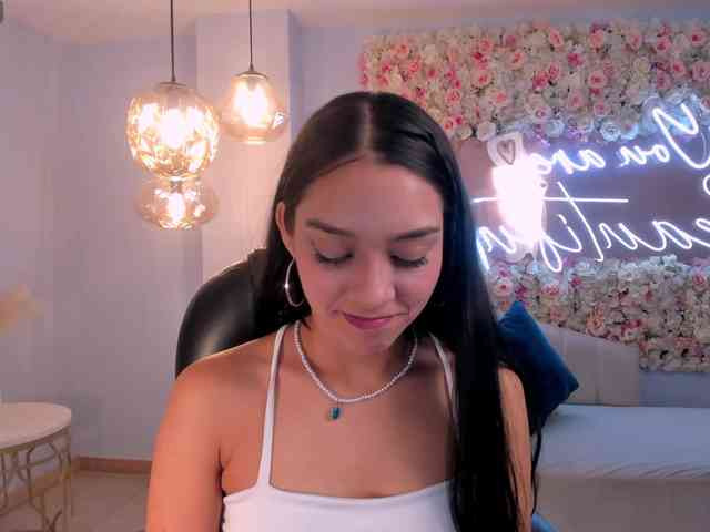 AmaliaCruss webcam