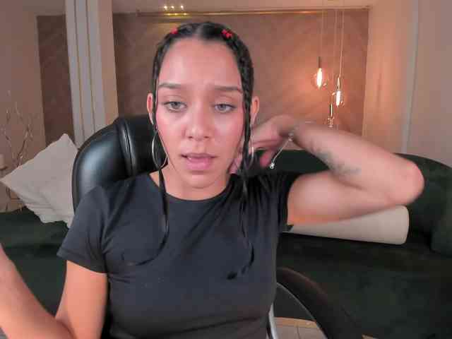 AmaliaCruss webcam