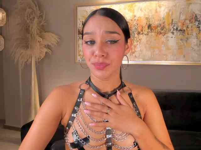 AmaliaCruss AmaliaCruss