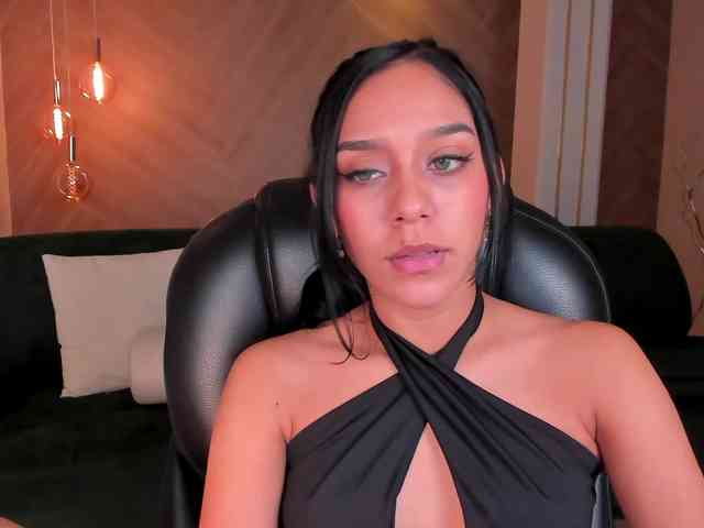 AmaliaCruss webcam