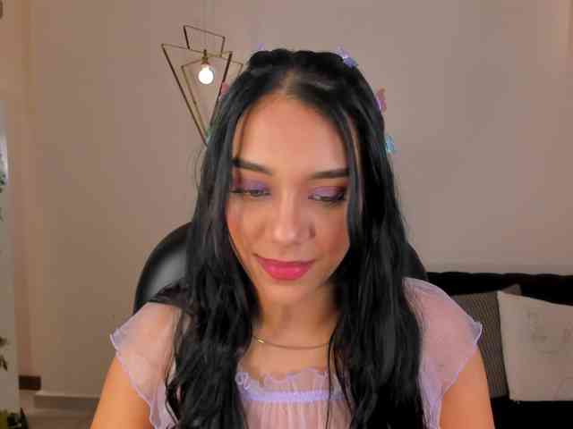 AmaliaCruss webcam