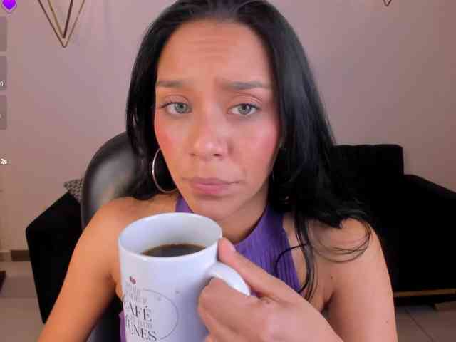 AmaliaCruss webcam