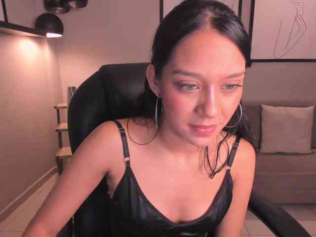 AmaliaCruss webcam