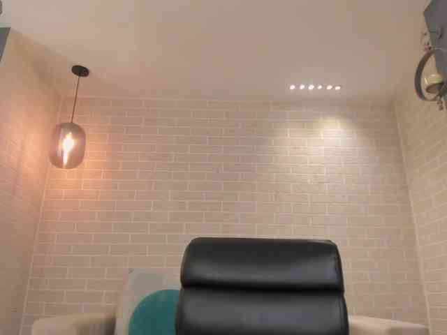 AmaliaCruss webcam