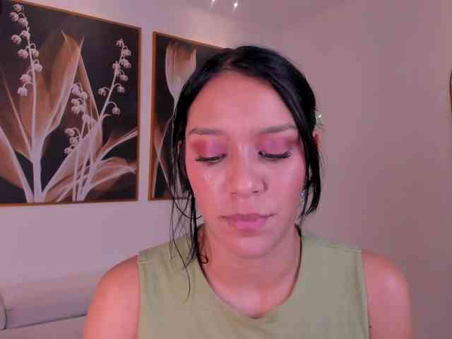AmaliaCruss webcam