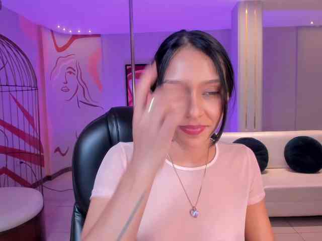 AmaliaCruss webcam