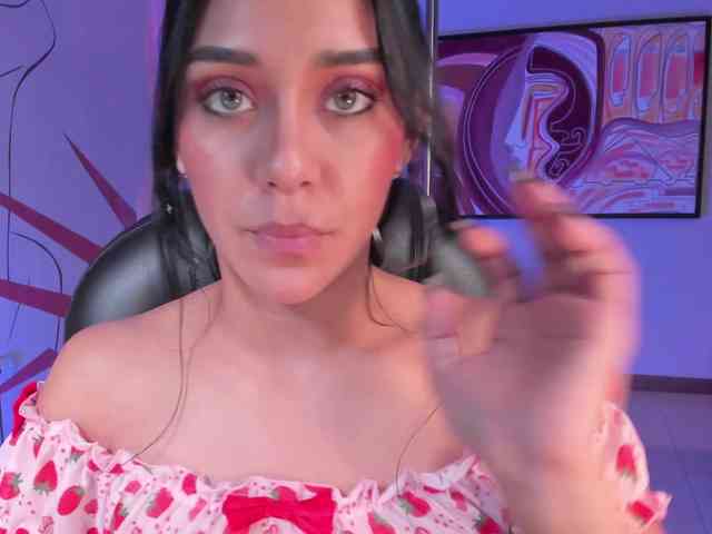 AmaliaCruss webcam