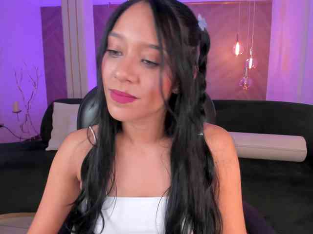 AmaliaCruss webcam