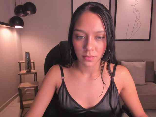 AmaliaCruss webcam