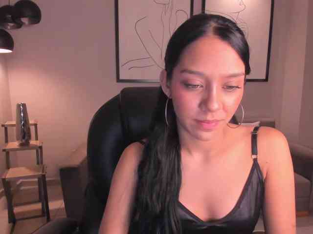 AmaliaCruss webcam