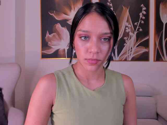 AmaliaCruss webcam