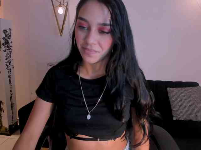 AmaliaCruss AmaliaCruss