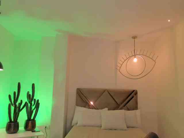 AmaliaCruss webcam