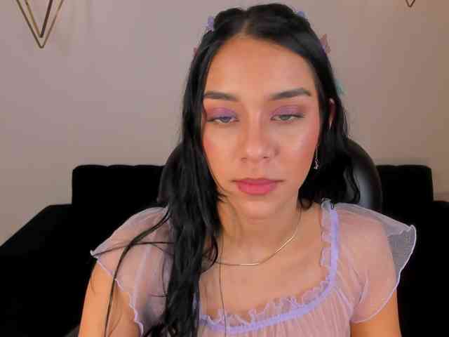 AmaliaCruss webcam