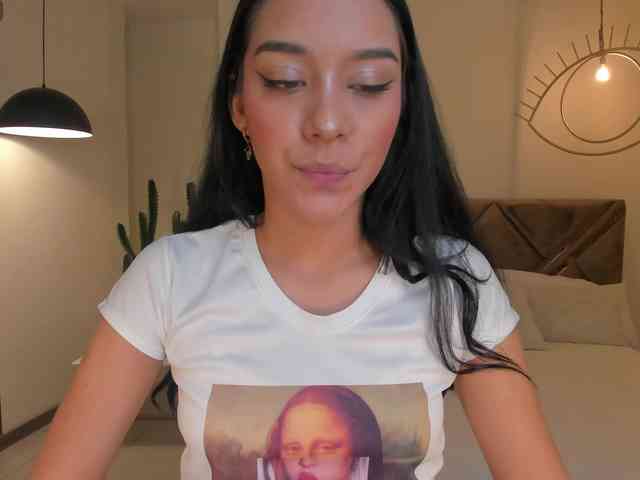 AmaliaCruss webcam