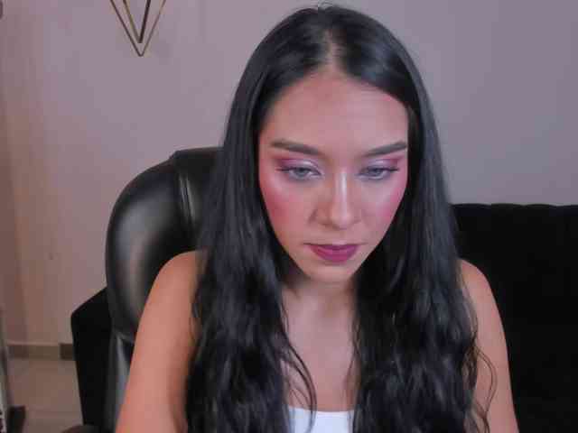 AmaliaCruss webcam