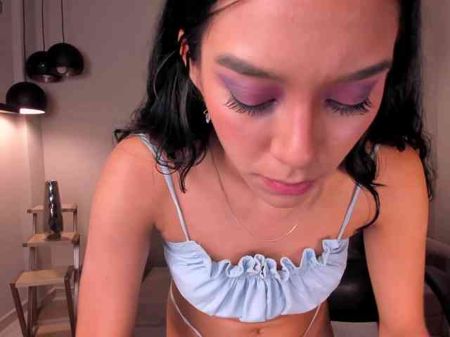 AmaliaCruss webcam