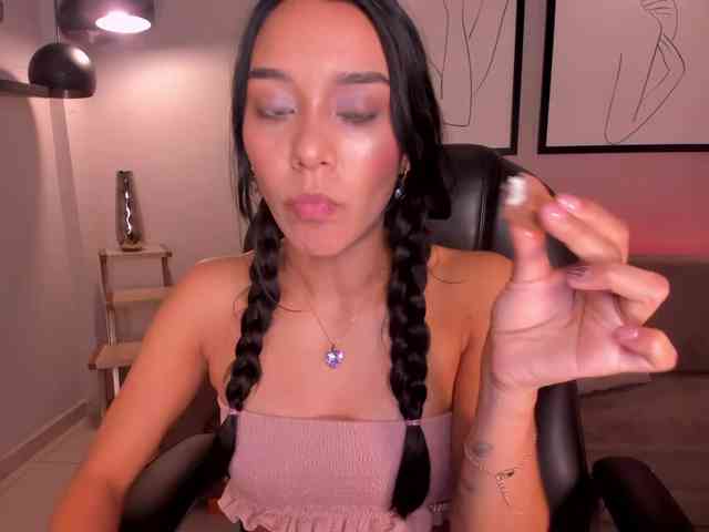 AmaliaCruss webcam