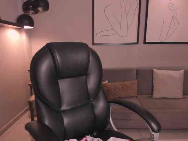 AmaliaCruss webcam