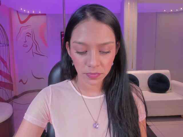 AmaliaCruss webcam
