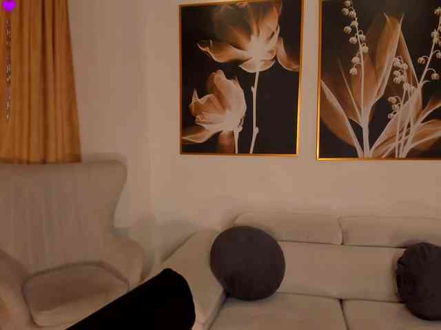 AmaliaCruss AmaliaCruss