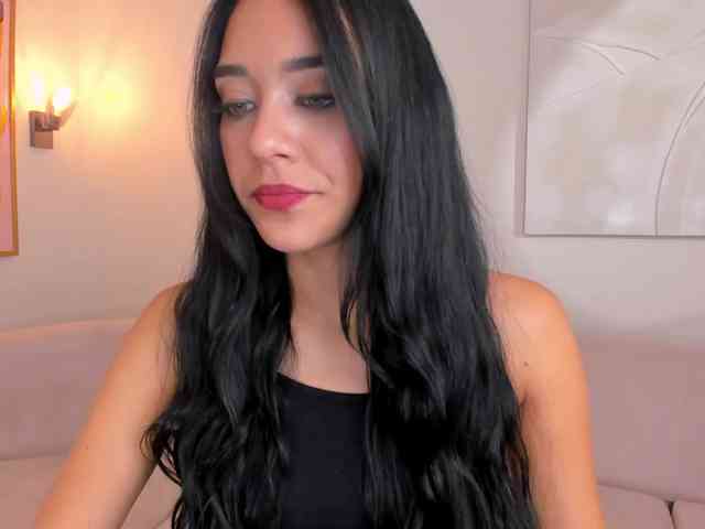 AmaliaCruss webcam