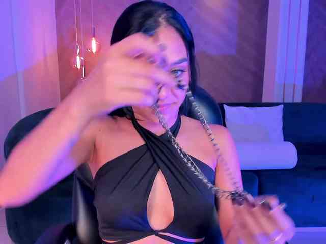 AmaliaCruss webcam