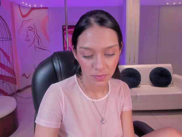 AmaliaCruss webcam