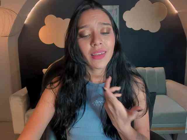 AmaliaCruss webcam