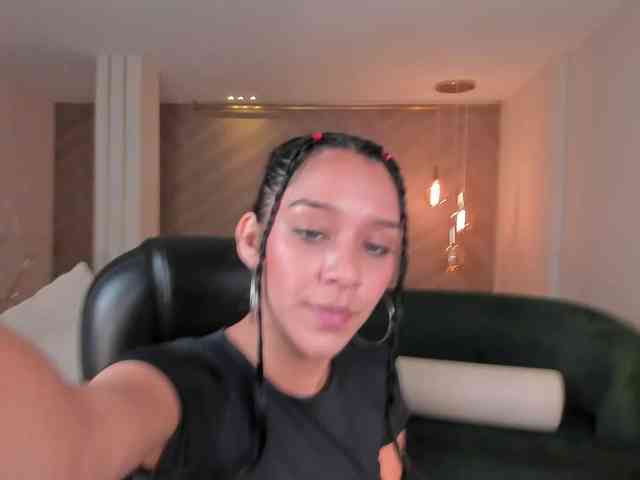 AmaliaCruss webcam