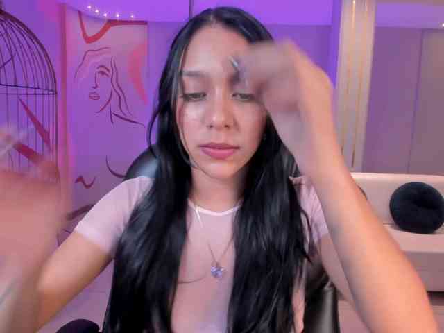 AmaliaCruss webcam