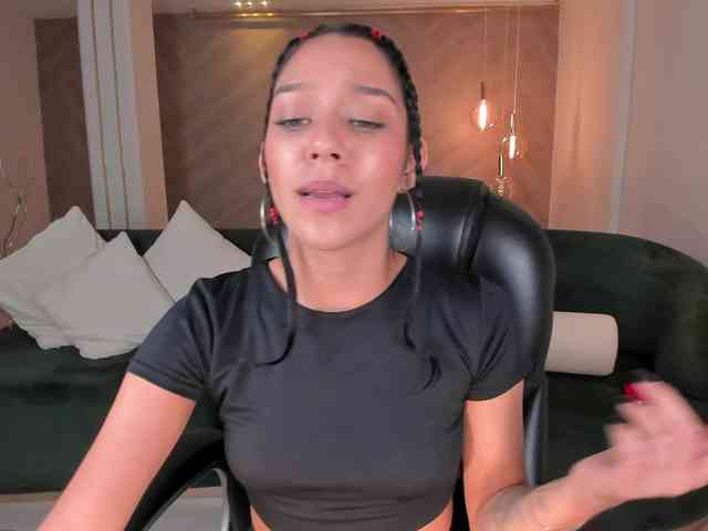 AmaliaCruss webcam