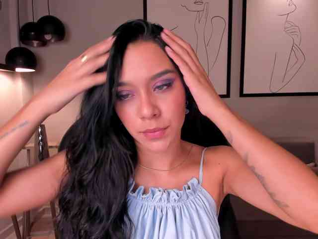 AmaliaCruss webcam
