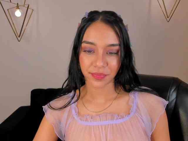 AmaliaCruss webcam