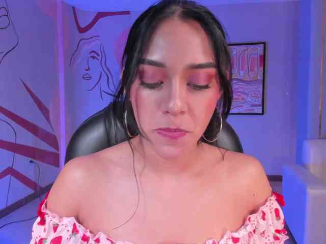 AmaliaCruss webcam