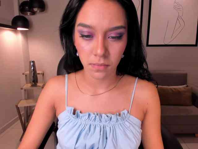 AmaliaCruss webcam