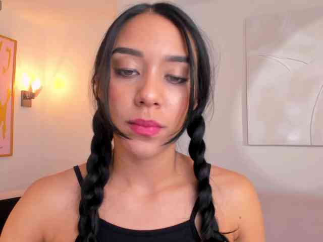 AmaliaCruss webcam