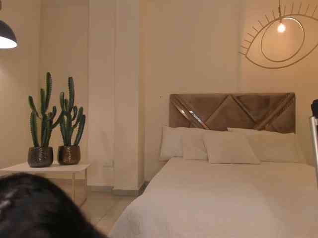 AmaliaCruss webcam