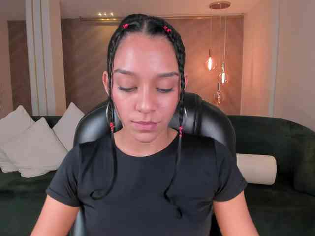 AmaliaCruss webcam