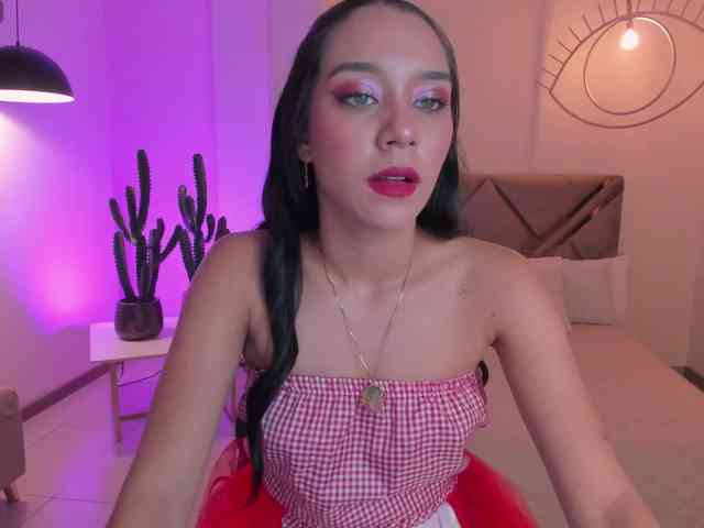 AmaliaCruss webcam