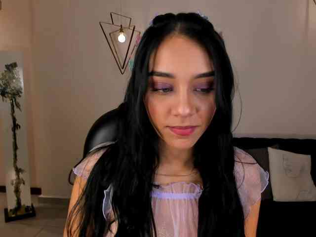 AmaliaCruss webcam