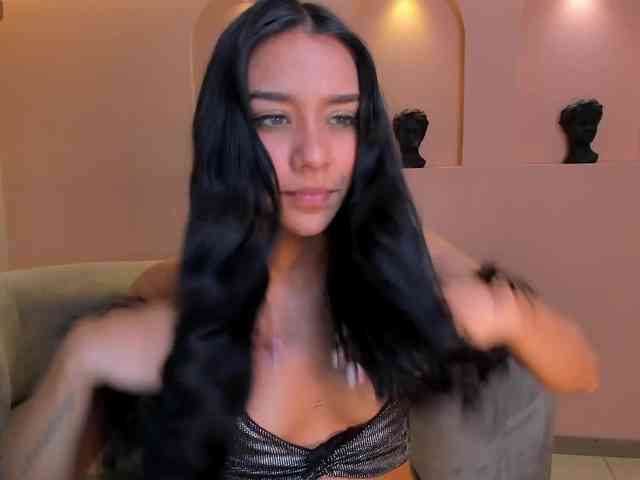 AmaliaCruss webcam