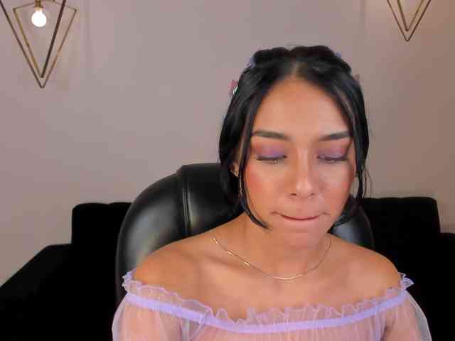 AmaliaCruss webcam