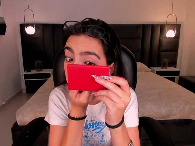 LarisaSmirnov's BongaCams show and profile